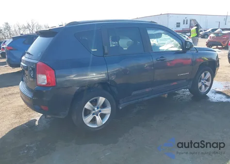 2016 Jeep Compass Sport z USA, uszkodzony, nr VIN 1C4NJCBB1GD543010